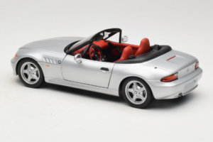 BMW Z3 Кабриолет Сребърен UT Models 1:18 20402 Метал — снимка 7 от 8