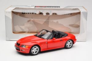 BMW Z3 E36/7 Кабриолет Червен UT Models 1:18 180024330 Метал — снимка 8 от 8