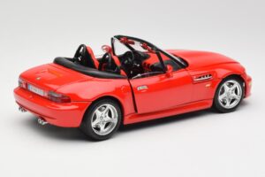 BMW Z3 E36/7 Роудстър Червен Bburago 1:18 3349 Метал — снимка 3 от 8