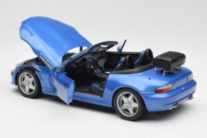 BMW Z3 M Roadster С Багажник Син Металик UT Models 1:18 20416 Метал — снимка 5 от 8