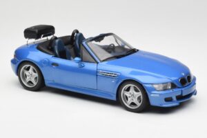 BMW Z3 M Roadster С Багажник Син Металик UT Models 1:18 20416 Метал — снимка 6 от 8