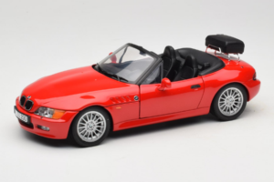 BMW Z3 Roadster 1.9 Червен Дилърско Издание UT Models 1:18 80439423068 Метал