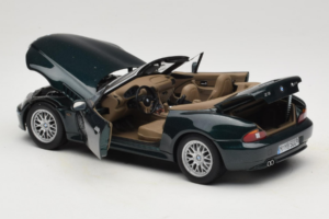 BMW Z3 Roadster 2.8 Тъмнозелен Дилърско Издание UT Models 1:18 80439411713 Метал — снимка 5 от 8