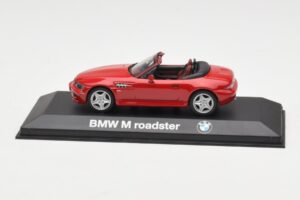 BMW Z3 Roadster 2.8 Червен Minichamps 1:43 BMW004 Метал