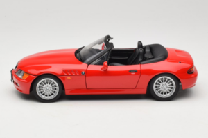 BMW Z3 Roadster Червен Дилърско Издание UT Models 1:18 80439422185 Метал — снимка 4 от 8