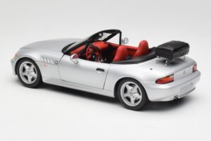 BMW Z3 Roadster С Багажник Сребрист UT Models 1:18 20407 Метал — снимка 7 от 8