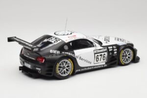 BMW Z4 #676 H. Stuck / J. Hennerici / D. Hurtgen Team Schubert Nürburgring 24 Hours 2006 AUTOart 1:18 80649 Метал — снимка 2 от 6