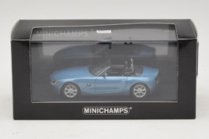 BMW Z4 E85 Кабриолет Light Blue Metallic Minichamps 1:43 BMW016 Метал — снимка 4 от 4