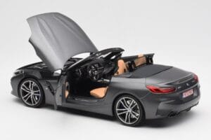 BMW Z4 G29 Сив Metallic Norev 1:18 183270 Метал — снимка 5 от 8