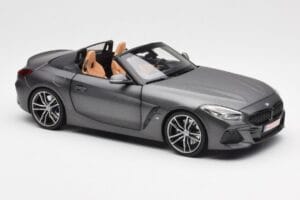 BMW Z4 G29 Сив Metallic Norev 1:18 183270 Метал — снимка 6 от 8