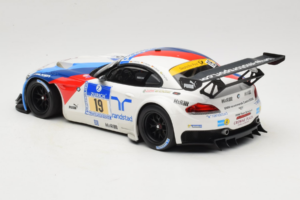 BMW Z4 GT3 #19 Team Schubert J. Muller / D. Muller ADAC 24 Hours Nurburgring 2013 Minichamps 1:18 151132319 Метал — снимка 5 от 6