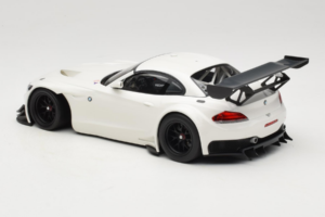BMW Z4 GT3 E89 Бял Minichamps 1:18 151122301 Метал — снимка 5 от 6