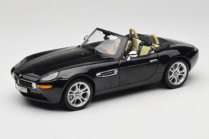 BMW Z8 Черен Kyosho 1:18 80439411729 Метал