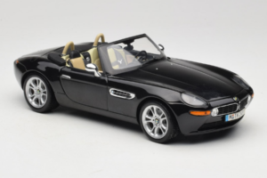 BMW Z8 Черен Kyosho 1:18 80439411729 Метал — снимка 7 от 9