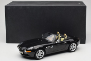 BMW Z8 Черен Kyosho 1:18 80439411729 Метал — снимка 9 от 9