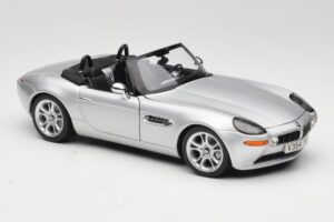 BMW Z8 E52 Кабриолет Сребрист Kyosho 1:18 80432411551 Метал — снимка 6 от 8