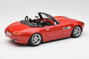 BMW Z8 E52 Червен Металик Bburago 1:18 18-12032 Метал — снимка 3 от 8