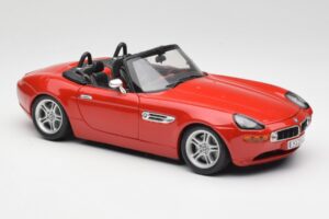 BMW Z8 E52 Червен Металик Bburago 1:18 18-12032 Метал — снимка 6 от 8