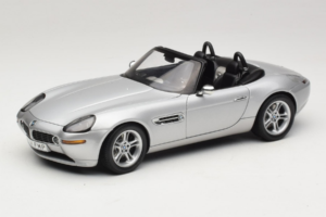 BMW Z8 Сребрист 007 The World Is Not Enough AUTOart 1:18 70511 Метал