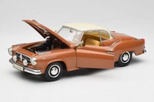 Borgward Isabella Coupe Бронзов Бял Revell 1:18 08982 Метал — снимка 2 от 8