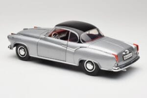 Borgward Isabella Coupe Сив & Черен Revell 1:18 8989 Метал — снимка 4 от 8