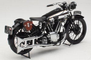 Brough Superior SS 100 T. E. Lawrence Minichamps 1:18 122135500 Метал — снимка 2 от 6
