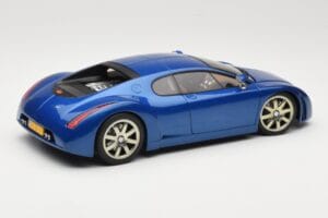 Bugatti EB 18.3 Chiron Син AUTOart 1:18 70911 Метал — снимка 3 от 8