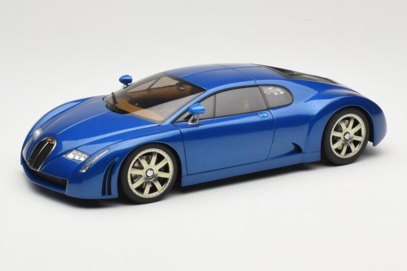 Bugatti EB 18.3 Chiron Син AUTOart 1:18 70911 Метал