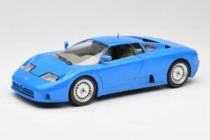 Bugatti EB110 Син Bburago 1:18 3035 Метал