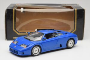 Bugatti EB110 Тъмно Синьо Bburago 1:18 3035-DB Метал — снимка 8 от 8