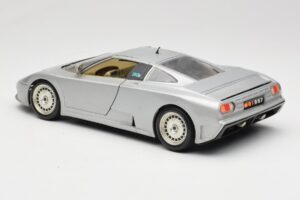 Bugatti EB110 Сребрист Bburago 1:18 3035-S Метал — снимка 7 от 8