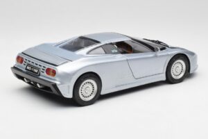 Bugatti EB110 SS Сребрист Anson 1:18 30303-W-M2 Метал — снимка 3 от 8