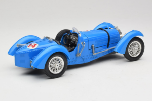 Bugatti Type 51 Grand Prix #14 Син Bburago 1:18 3012-M1 Метал — снимка 2 от 6