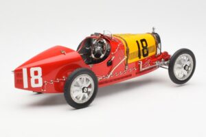 Bugatti T35 National Colors Spain CMC 1:18 M-100-B-016 Метал — снимка 2 от 6