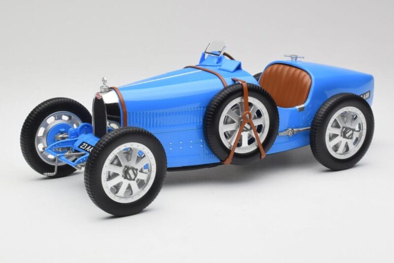 Bugatti Type 35 Син Norev 1:12 125705 Метал