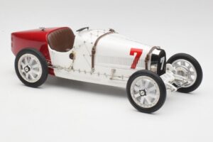 Bugatti Type 35 GP Poland 1924 CMC 1:18 M-100 B-003 Метал — снимка 4 от 6