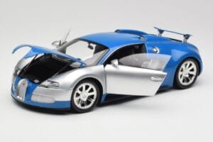 Bugatti Veyron Edition Centenaire Chrome Blue Minichamps 1:18 100110850 Метал — снимка 2 от 8
