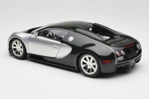 Bugatti Veyron Edition Centenaire Chrome Green Minichamps 1:18 100110852 Метал — снимка 7 от 8