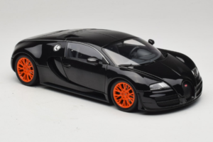 Bugatti Veyron Super Sport Black Metallic Minichamps 1:18 100110842 Метал — снимка 6 от 8