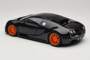 Bugatti Veyron Super Sport Black Metallic Minichamps 1:18 100110842 Метал — снимка 7 от 8