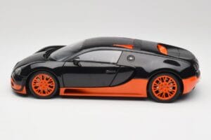 Bugatti Veyron Super Sport World Record Edition Carbon & Orange Minichamps 1:18 100110840 Метал — снимка 4 от 8