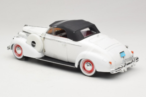Buick Century Кабриолет Бял Signature Models 1:18 18131 Метал — снимка 5 от 6