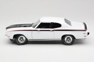 Buick GSX Бял American Muscle 1:18 AMM1322/06 Метал — снимка 4 от 8