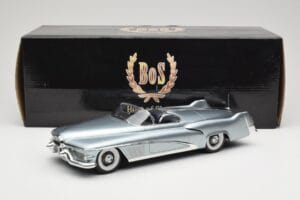Buick Le Sabre Concept Light Blue Metallic BoS Models 1:18 BOS199 Смола — снимка 6 от 6