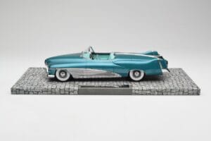 Buick Le Sabre Concept Turquoise Metallic Minichamps 1:18 107141232 Метал — снимка 3 от 6