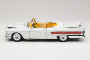 Buick Limited Wells Fargo Син Sun Star 1:18 4821 Метал — снимка 3 от 6
