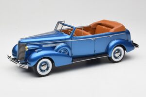 Buick Roadmaster 80-C Four Door Phaeton Blue Metallic BoS Models 1:18 BOS372 Смола