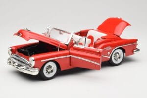 Buick Skylark Кабриолет Червен Motormax 1:18 73129 Метал — снимка 2 от 8