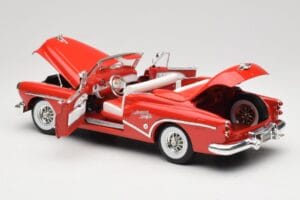 Buick Skylark Кабриолет Червен Motormax 1:18 73129 Метал — снимка 5 от 8
