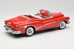 Buick Skylark Червен Motormax 1:18 411393-M1 Метал — снимка 3 от 8
